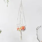 Panier suspendu en macramé