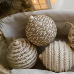 boule noel artisanale texture lin